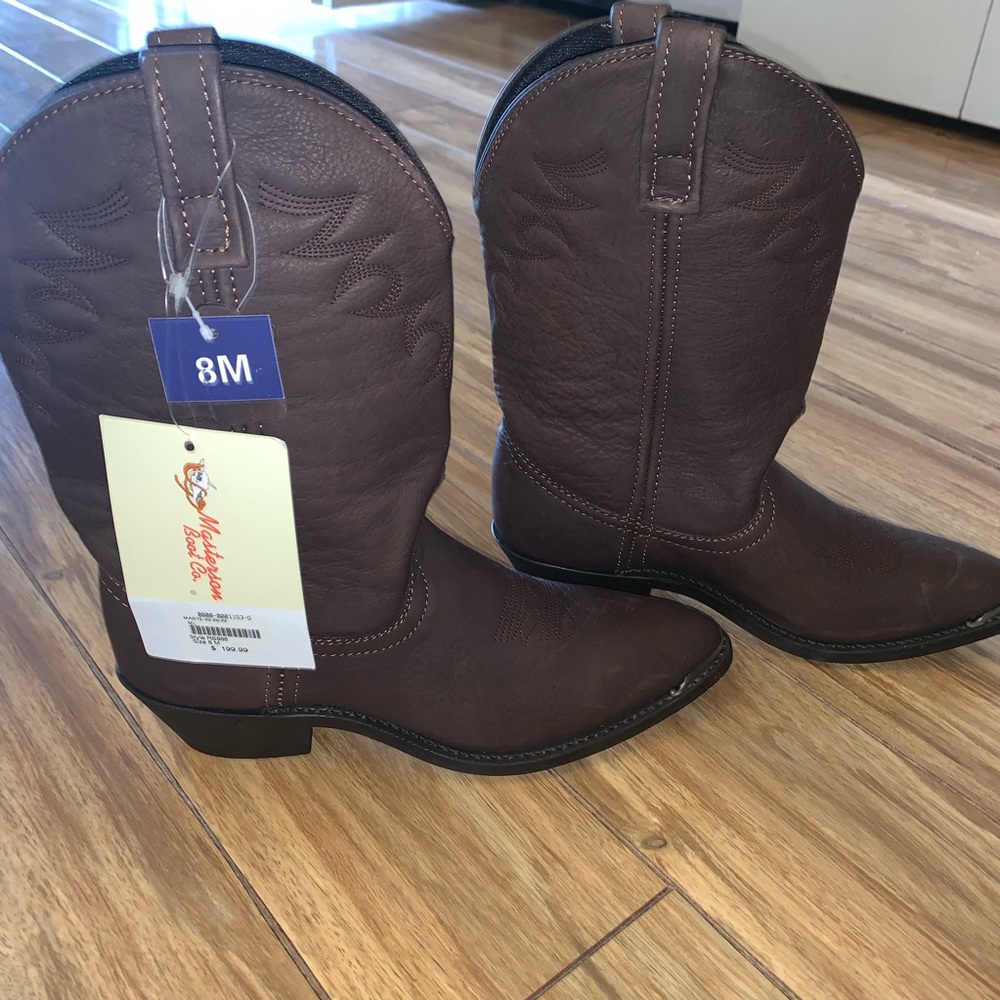 NWT Women’s Masterson Cowboy Boots